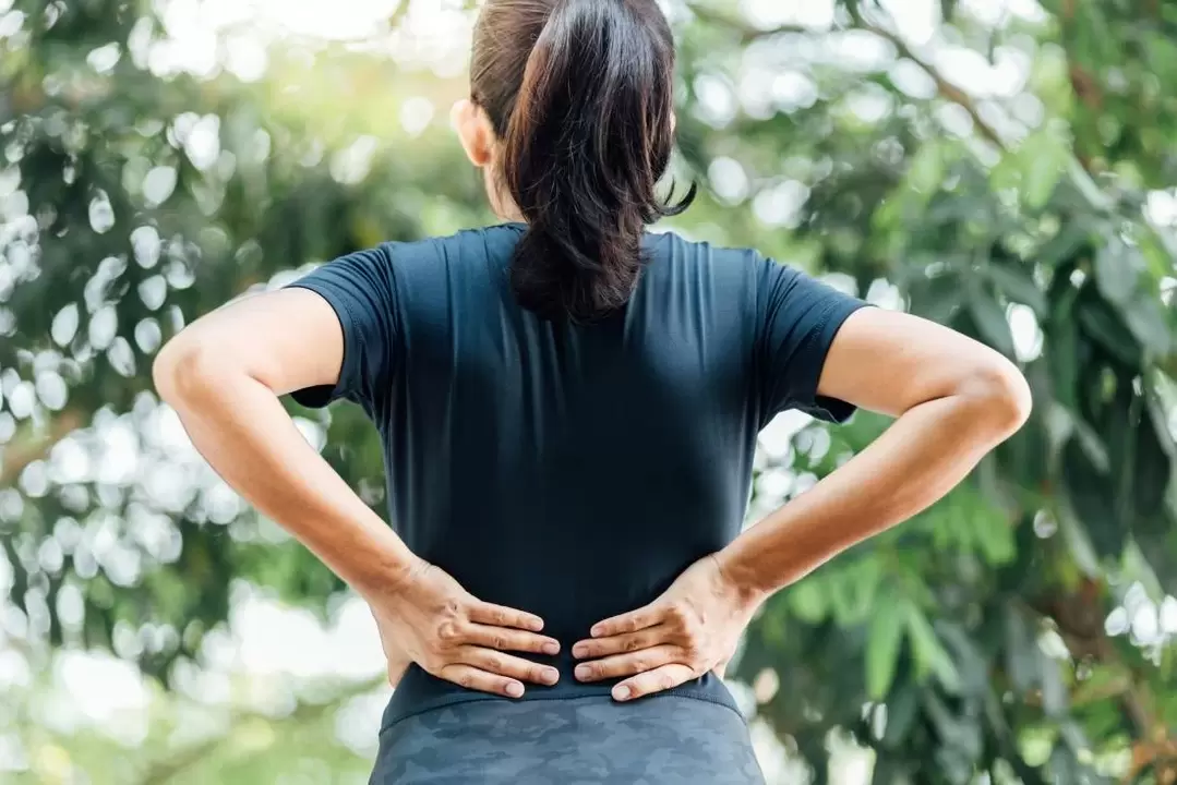 bolesti dolní části zad v důsledku osteochondrózy
