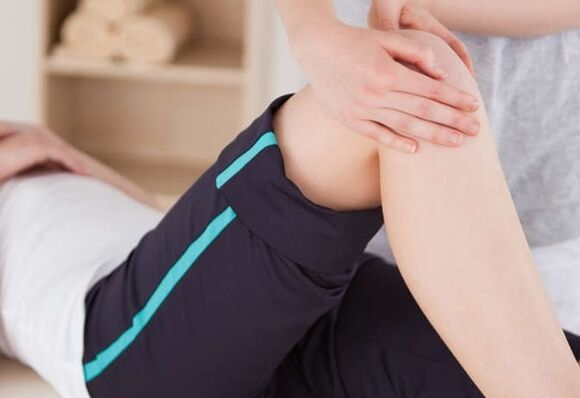 masáž kolenního kloubu při artróze